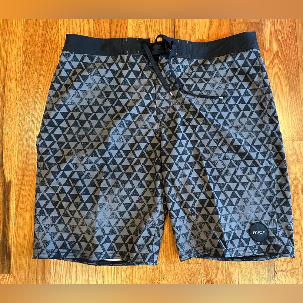 RVCA Board Stretch Shorts Size 33